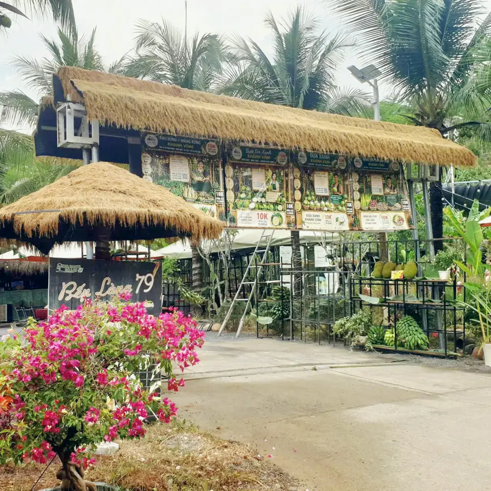 Quầy nông sản Bến Làng 79 mái tranh